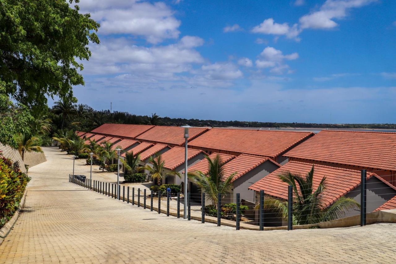 Hotel Aguia Negra Vilankulo Exterior foto